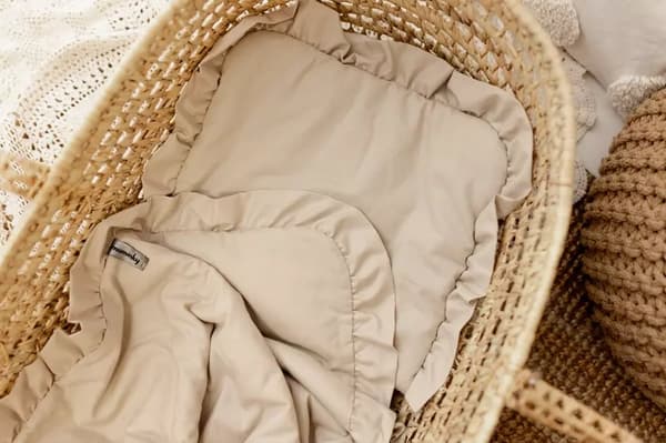 Barnsängkläder med krusiduller, bomull, 100x135, ljus beige