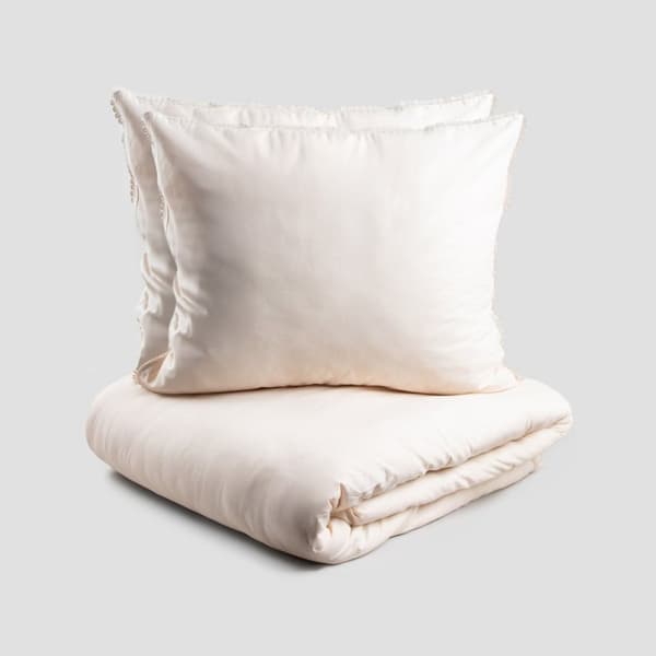 Sengetøj | NERINIA | bomuld beige med blonder | 220x200 + 2*70x80 cm | 725159