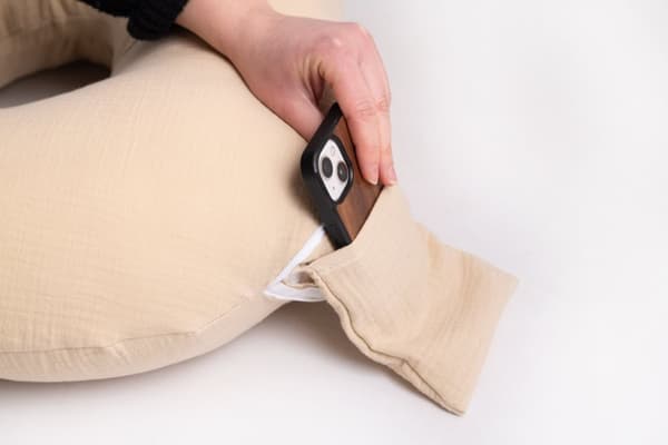 Positioneringskudde längd 150 miniRELAX muslin 15 beige