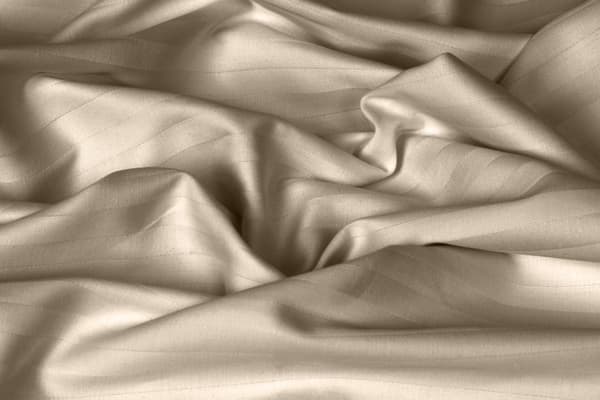 Beige Damask vuodevaatteet, 1cm raidat, 160x200 +2x70x80 MATEX