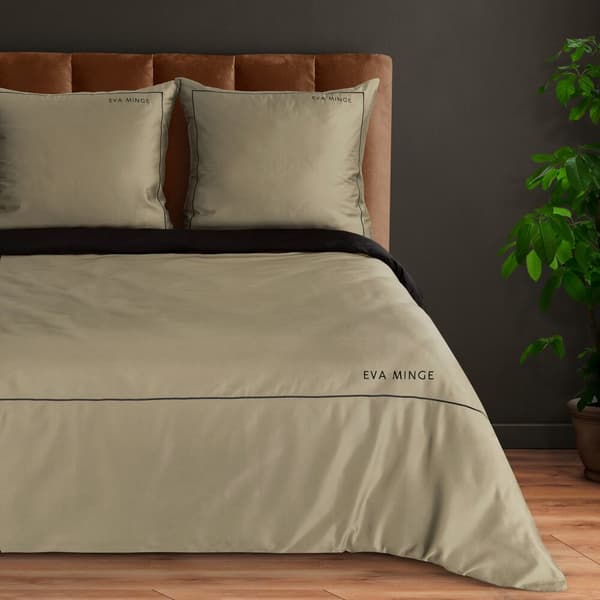 EVA satin sängkläder 160x200 Eva Minge Eurofirany beige svart broderad passpoal + logotyp