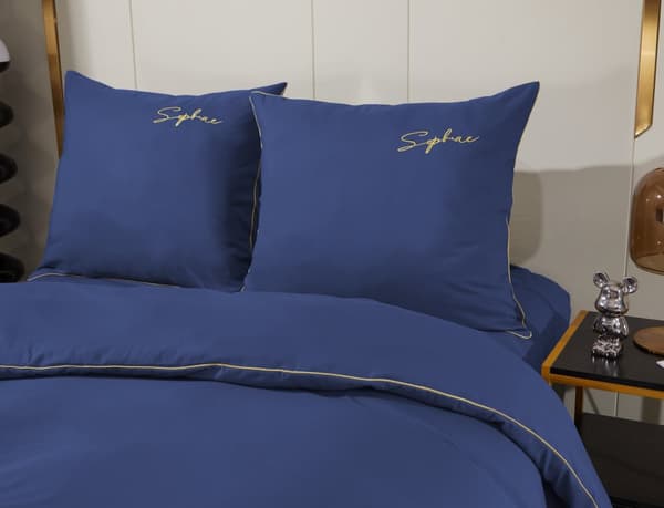 Sengetøj 160x200 blæk guld broderi satin rør