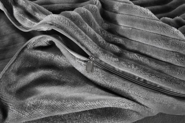 Polar fleece sängkläder TEDDY 200x220 velour grafit ränder