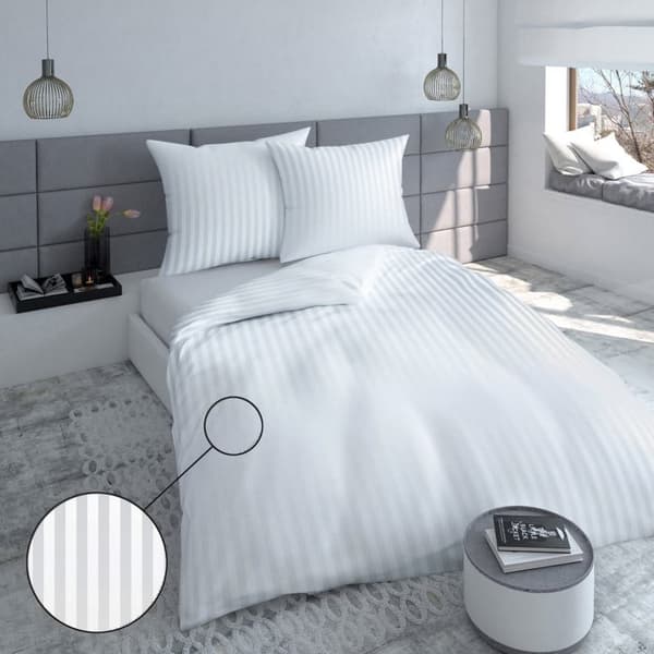 Satinsängkläder 160×200 vita ränder 2 cm med hotellöverlappning