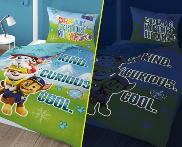 Sängkläder som lyser i mörkret 140x200 PAW PATROL Valpar