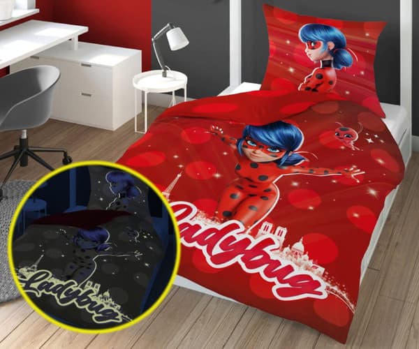 Självlysande sängkläder 140x200 Mirakulös nyckelpiga och katt Noir bomull