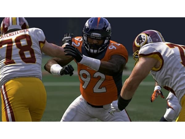 Electronic Arts Madden NFL 17, Xbox One, Xbox One, Moninpelitila, E (Kaikki)