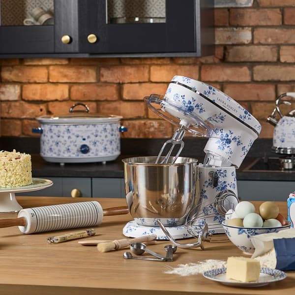 Robotpâtissier 4,5L Laura Ashley - China Rose - Ståmixare 1300W, 10 hastigheter