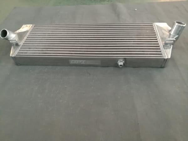 FMIC Aluminium Intercooler, Optimeret Køleeffektivitet, Høj Flow Design, Perfekt Pasform