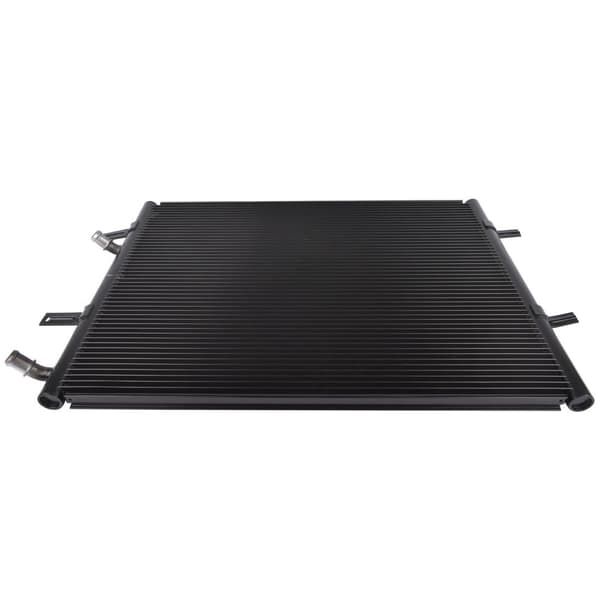 Intercooler-ilmajäähdytin, OEM-osanumero: 3W0145749, moottoritilan sovitus, sopii 2013-2018 malleihin.