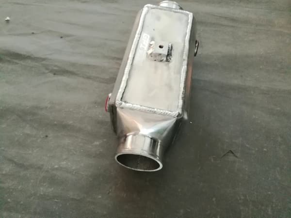 Alumiininen Turbo Etumontattava Intercooler, Tehokas Jäähdytysuorituskyky, Kompakti Muotoilu, Korkea Ilmavirtauskapasiteetti