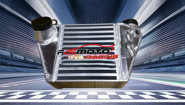 Side Mount Intercooler Kit, Kompakt Størrelse, Aluminium Materiale, Designet til Turbo Modeller