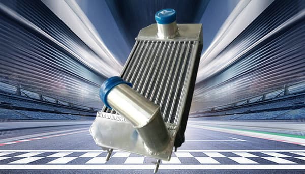 200TDI Turbo Diesel Intercooler, Kompakt Design, Høj-effektiv Aluminium, Forbedret Luftstrøm