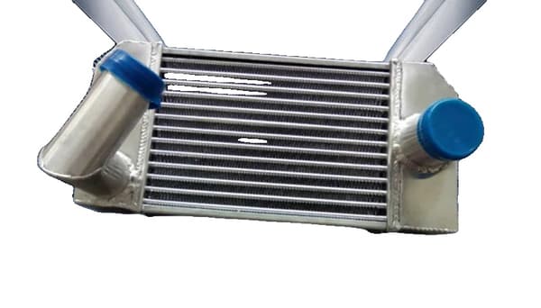 200TDI Turbo Diesel Intercooler, Kompakt Design, Høj-effektiv Aluminium, Forbedret Luftstrøm