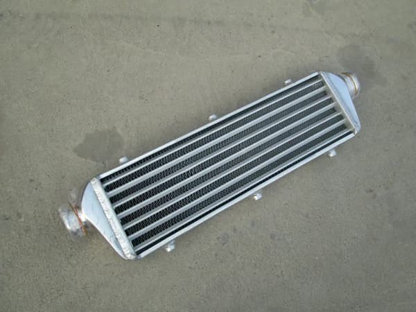 Aluminium Intercooler, Kerne Størrelse 450x180x50 mm, 55 mm Indløb Udløb, Frontmonteret Design