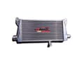 Miniatyrbild 1 av 4: Frammonterad aluminiumintercooler, förbättrad kylprestanda, precisionspassform för Audi A4, hållbar konstruktion