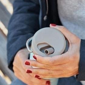 KLEAN KANTEEN TKWIDE TWIST CAP WITH STRAW KIT Taupe/Mix, TK Wide lock med sugrör