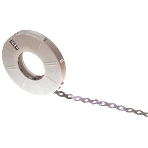 Wolfpack perforerad tejp 16 mm (10 m rulle