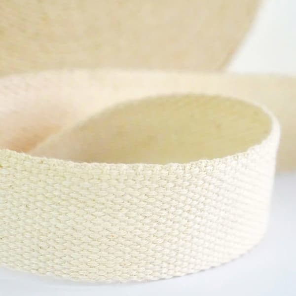 Ribbonwork - spole med Trimz-band - Trimz300 - 10 m rulle med 25 mm ecru bomullsband, Ecru, 10m x 25mm, Set pieces