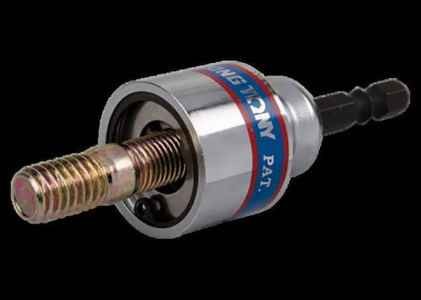 Hylsa för gängstång med diameter 6 mm - L. 66 mm
