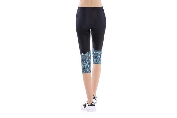 Svarta Capri Leggings med Snäckslasmönster
