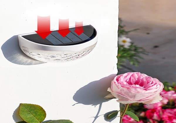 Solcells-lykta, Solcellslampa, rund design, varmvitt ljuss, skymningssensor, 6st LED
