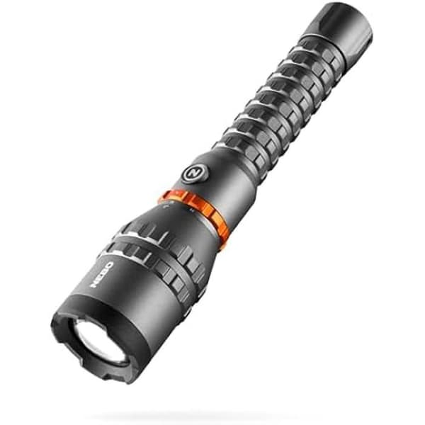 NEBO Davinci 8000 ficklampa - USB uppladdningsbar - 400 m ljusräckvidd - 8 lägen - Kraftfull Svart