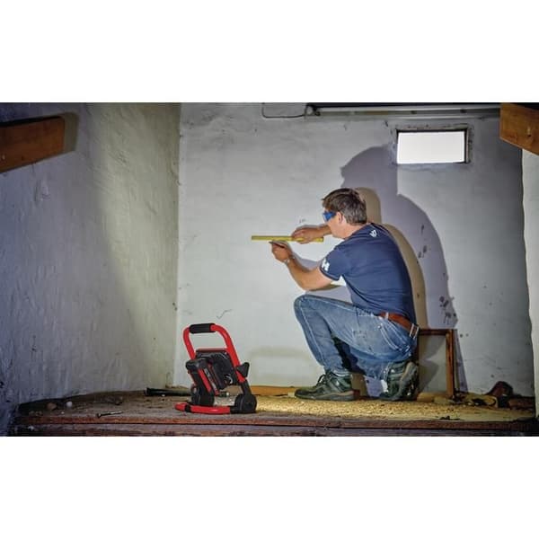 Einhell trådlampa TC-CL 18/1800 Li Power X-Change (18V, justerbar ljuskälla) Levereras utan batteri och laddare