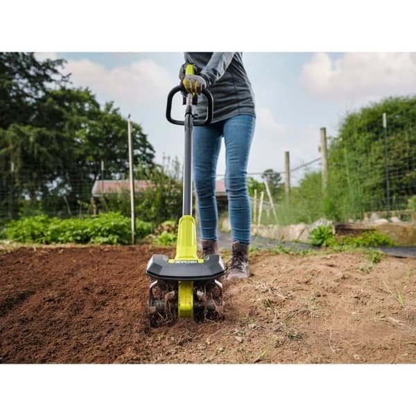 RYOBI - 18V ONE+ hackmaskin - arbetsbredd 20 cm - djup 10 cm - 4 fräsar Ø 16 cm - utan batteri eller laddare - RY18CVA-0