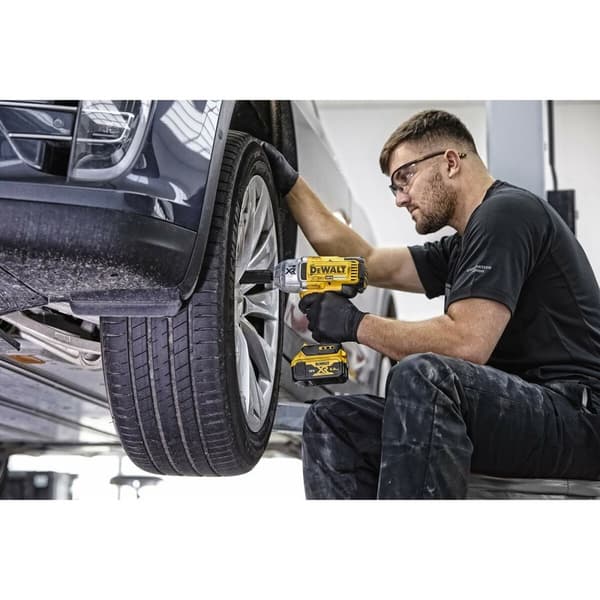 Skruvmejsel Dewalt DCF899N-XJ 18 V 950 Nm