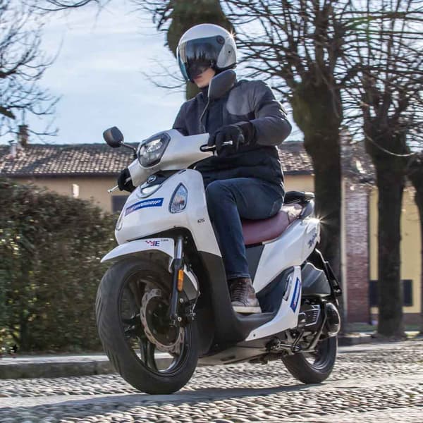 Eurogrip Bee Connect Tl 63p Scooter Bagdæk Søvfarvet 130 / 70 / R13