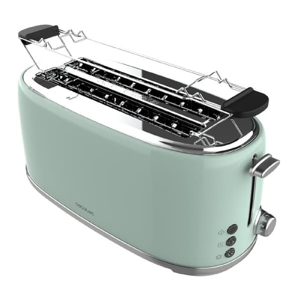 Cecotec Steel toaster with 2 long wide slots with capacity for 4 slices of toast.