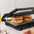 Miniatyrbild 4 av 5: Cecotec 1000-W electric grill coated with RockStone, totally non-stick and floating top plate.