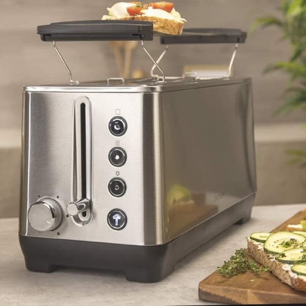 Cecotec Steel toaster with 2 extra-wide long slots, with capacity for 4 slices of toast, 1600 W and bun holder.