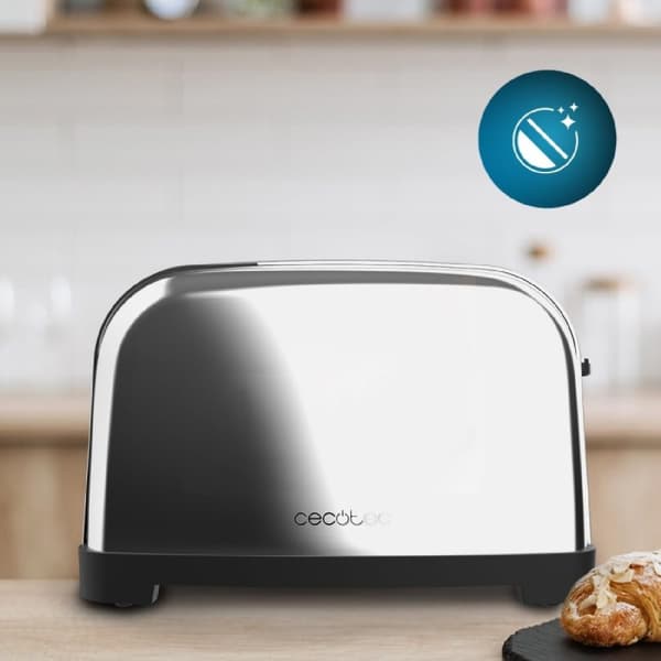 Cecotec Steel toaster with four short slots, 1700 W power, and warming rack.
