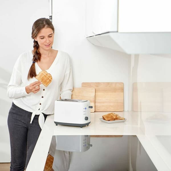 Brødrister Black & Decker BXTOA820E 820 W