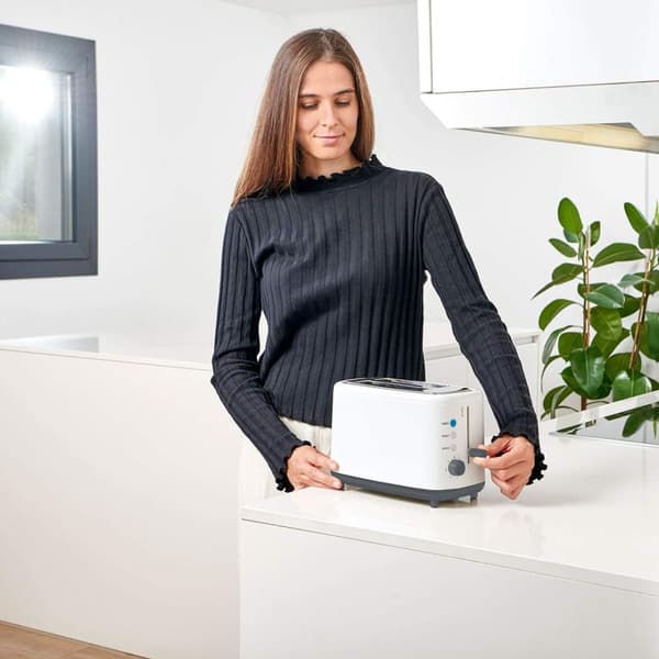 Black+Decker BXTOA820E leivänpaahdin (820 W)