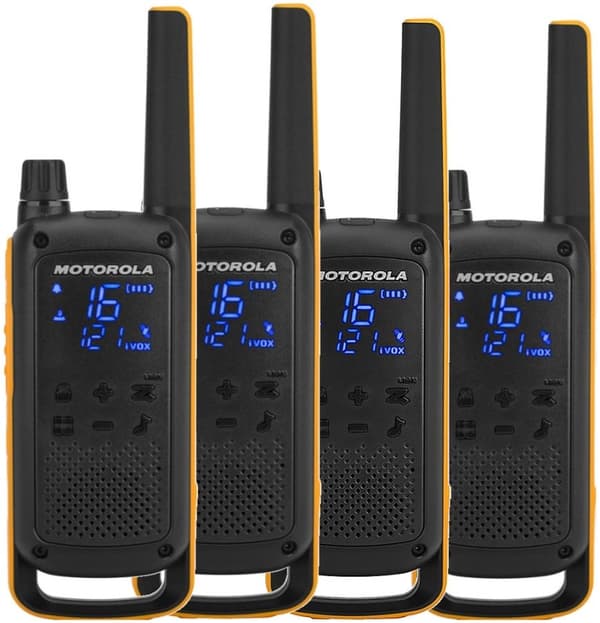 Motorola Talkabout T82 Extreme Quad Pack to-vejs radio 16 kanaler Sort, Orange