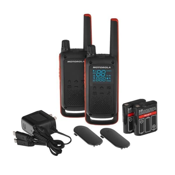 Motorola TLKR T82 Walkie Talkie