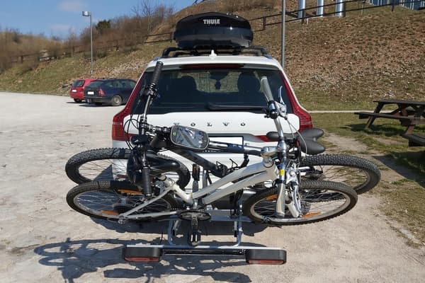 Amos TYTAN 2 PLUS cykelplatform til 2 cykler