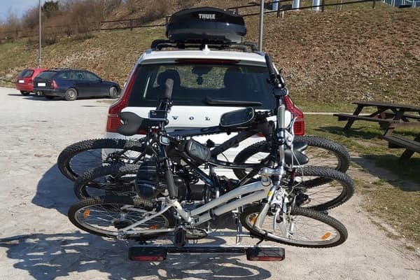 Amos TYTAN 3 PLUS pyöräteline kolmelle pyörälle