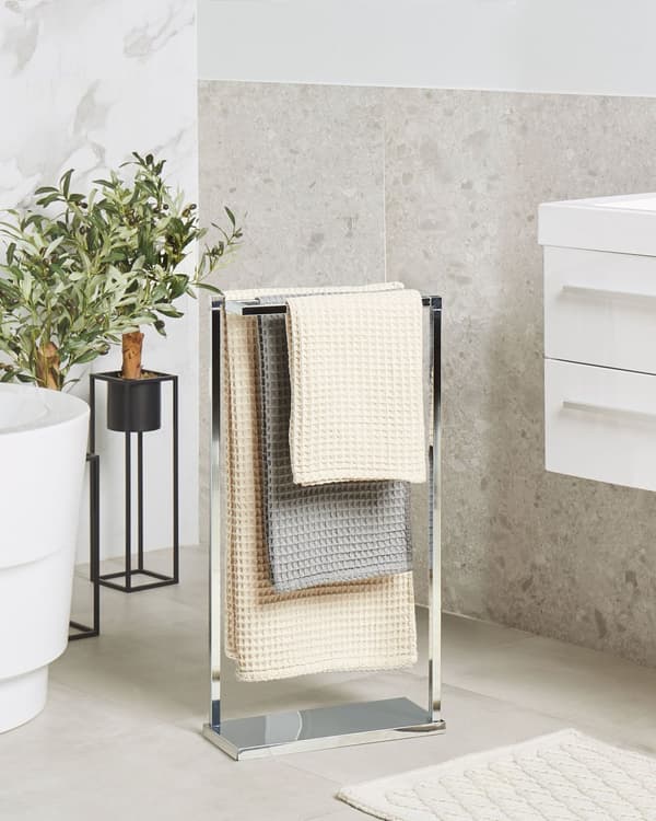 Håndklædeholder Sølv Krom Stål 83 x 19 x 42 cm Fritstående Håndklædestativ til Badeværelse Gulv Dekoration Indretning Tilbehør Moderne Design