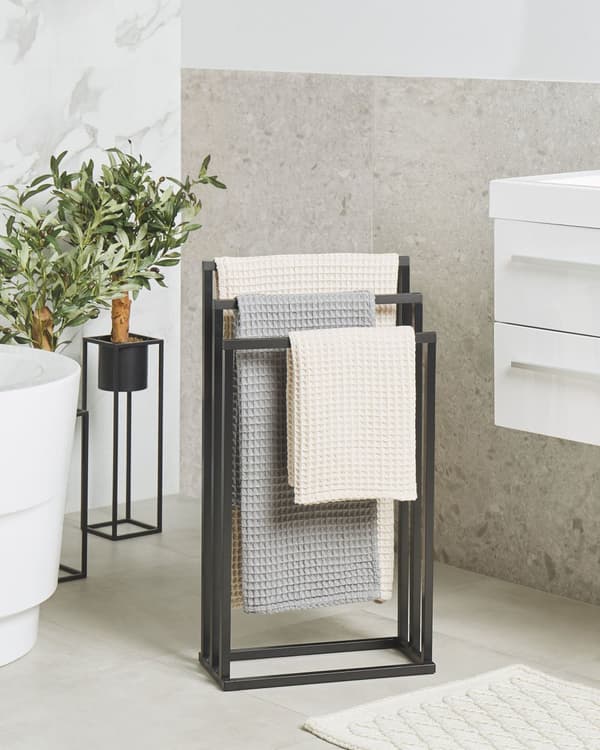 Håndklædeholder Sort Mat Stål og Mørkt Træ 84 x 45 x 21 cm 3 Skinner Badeværelsestilbehør Fritstående Håndklædestativ til Gulv Moderne Design