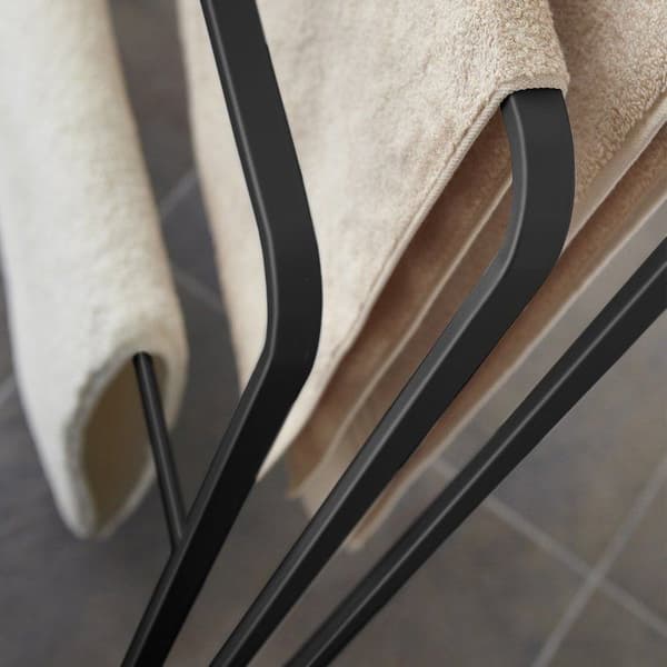YAMAZAKI - Handduksställ med 4 stänger - L70 cm - Svart-Svart