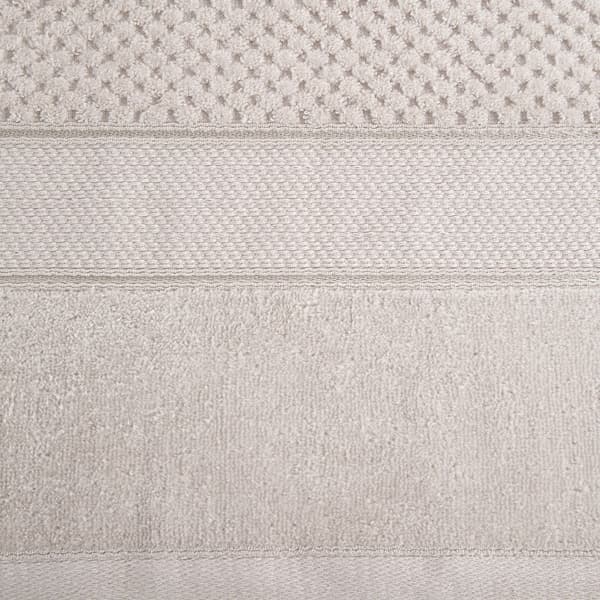 Jessi håndklæde 70x140 beige frotté 500g/m2 med præget ternet tekstur og velourkant Eurofirany