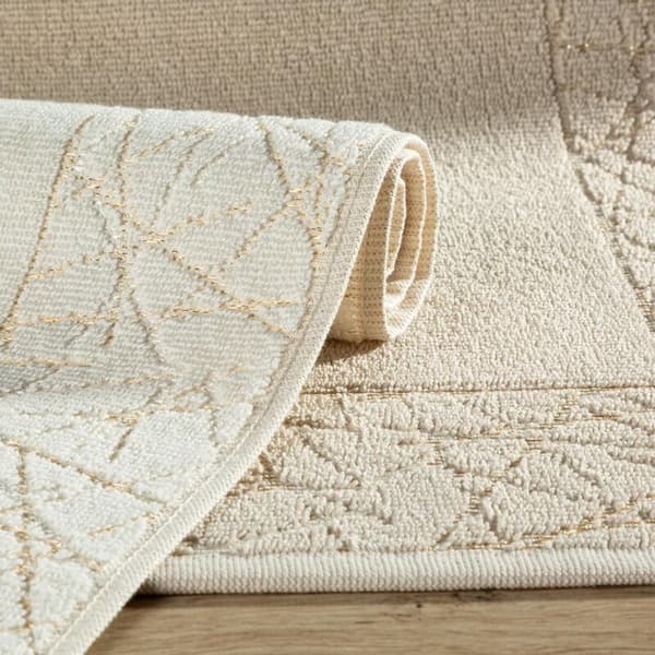 KYLPYHUONEEN MATTO NIKA (02) 50 X 70 CM CREAM
