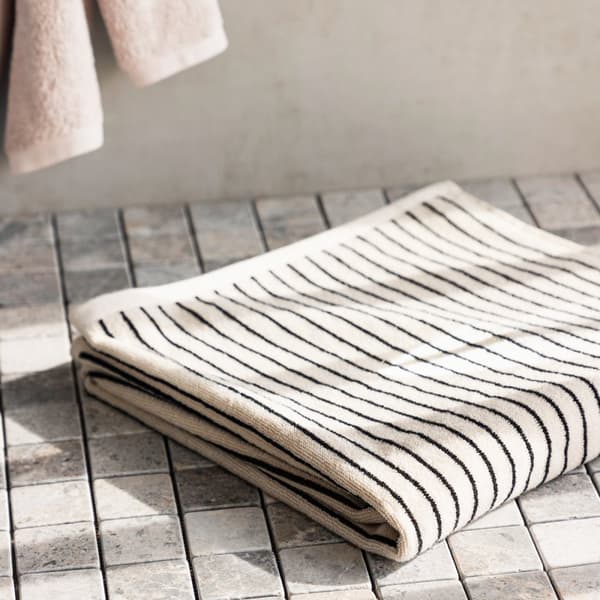 Handduk | RANDER | randig bomull | 70x130cm | 704826