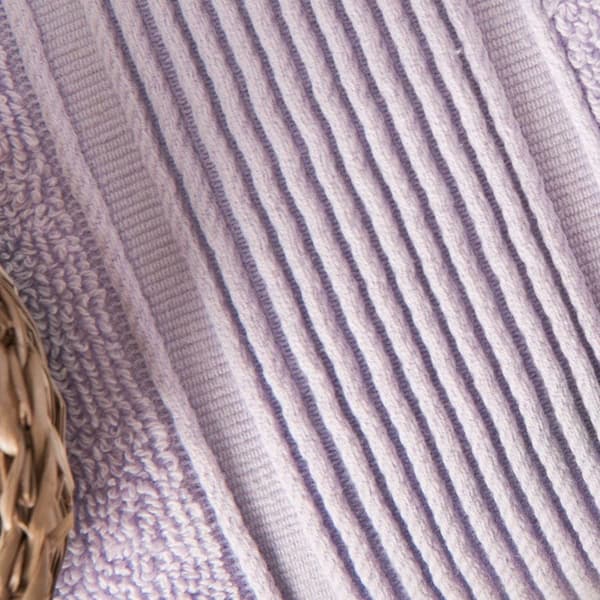 Handduk 70x140 Naomi Lilac Premium 500gr
