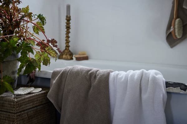 FURNLUX HANDDUK MOLLI BEIGE 70CM