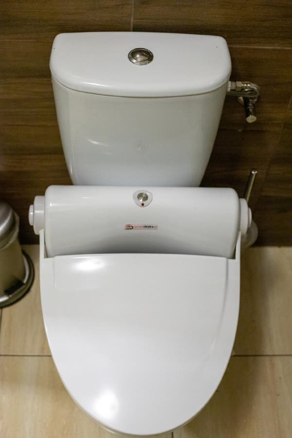 INTELLIGENT UNIVERSAL TOILETSSÆDE BEVÆGELSESSENSORFILM
